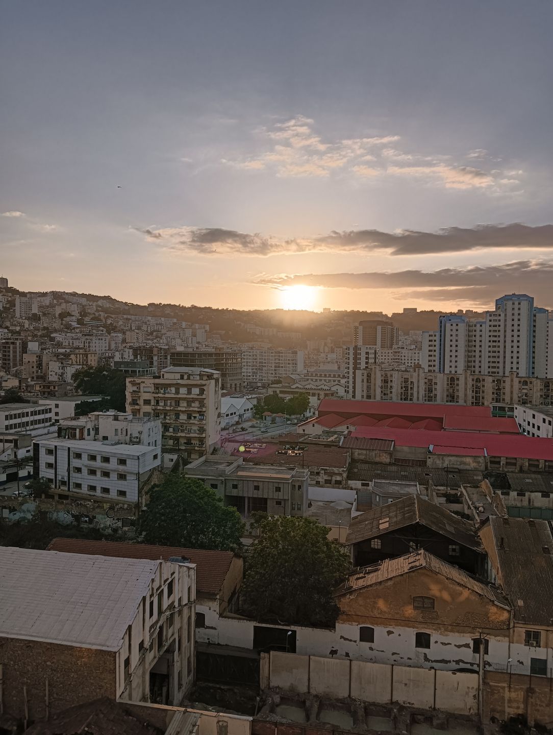 Location appartement — Appartement à محمد بلوزداد