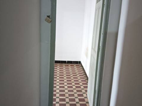 Location f3 — 6