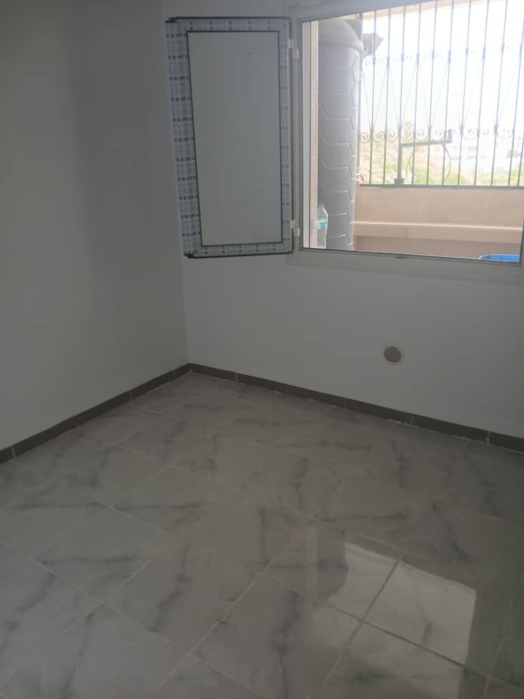 Vente f4 — Appartement à سيدي امحمد (photo 17)