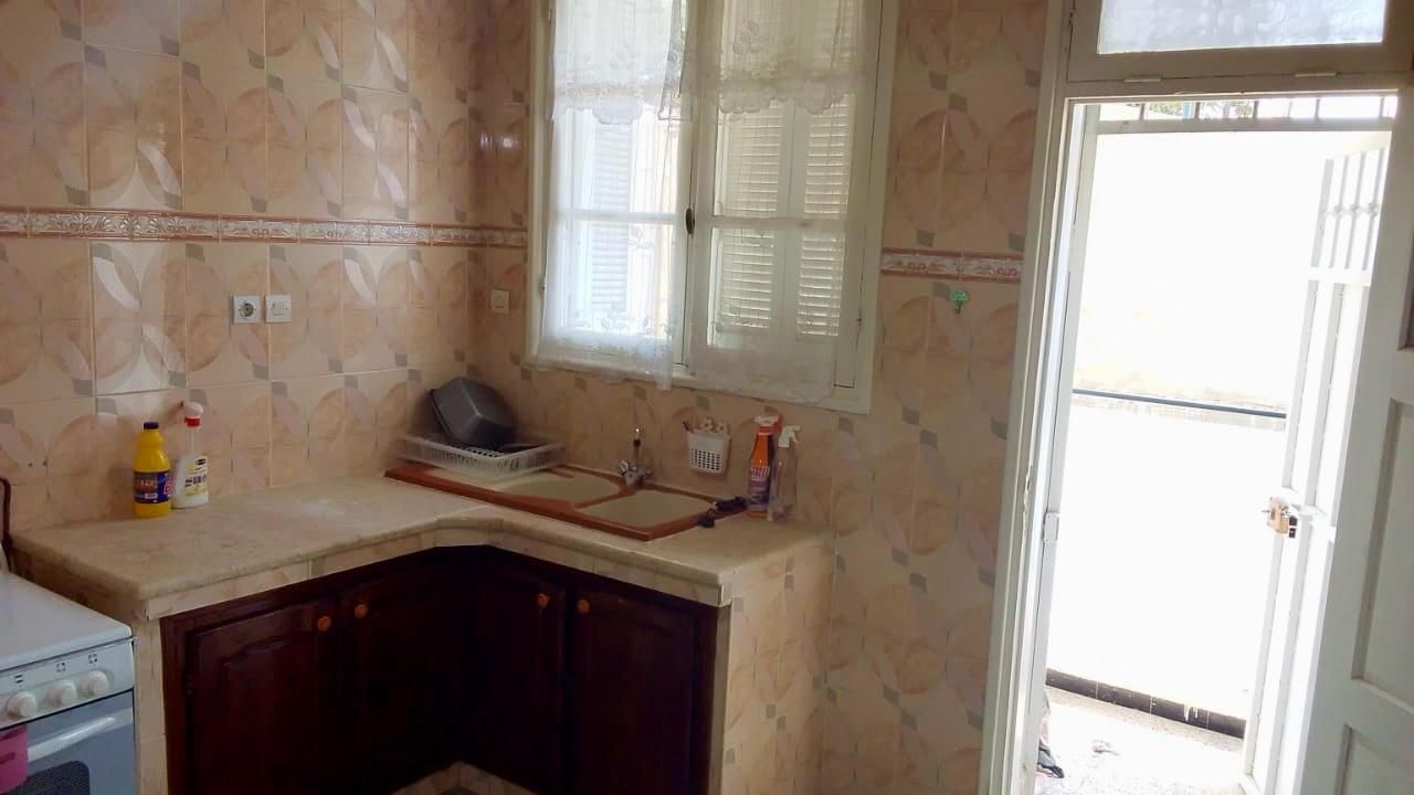 Agence immobilière loue à Hydra (Vers Sidi Yahia) un F5 (N.V.) — Appartement à حيدرة (photo 17)
