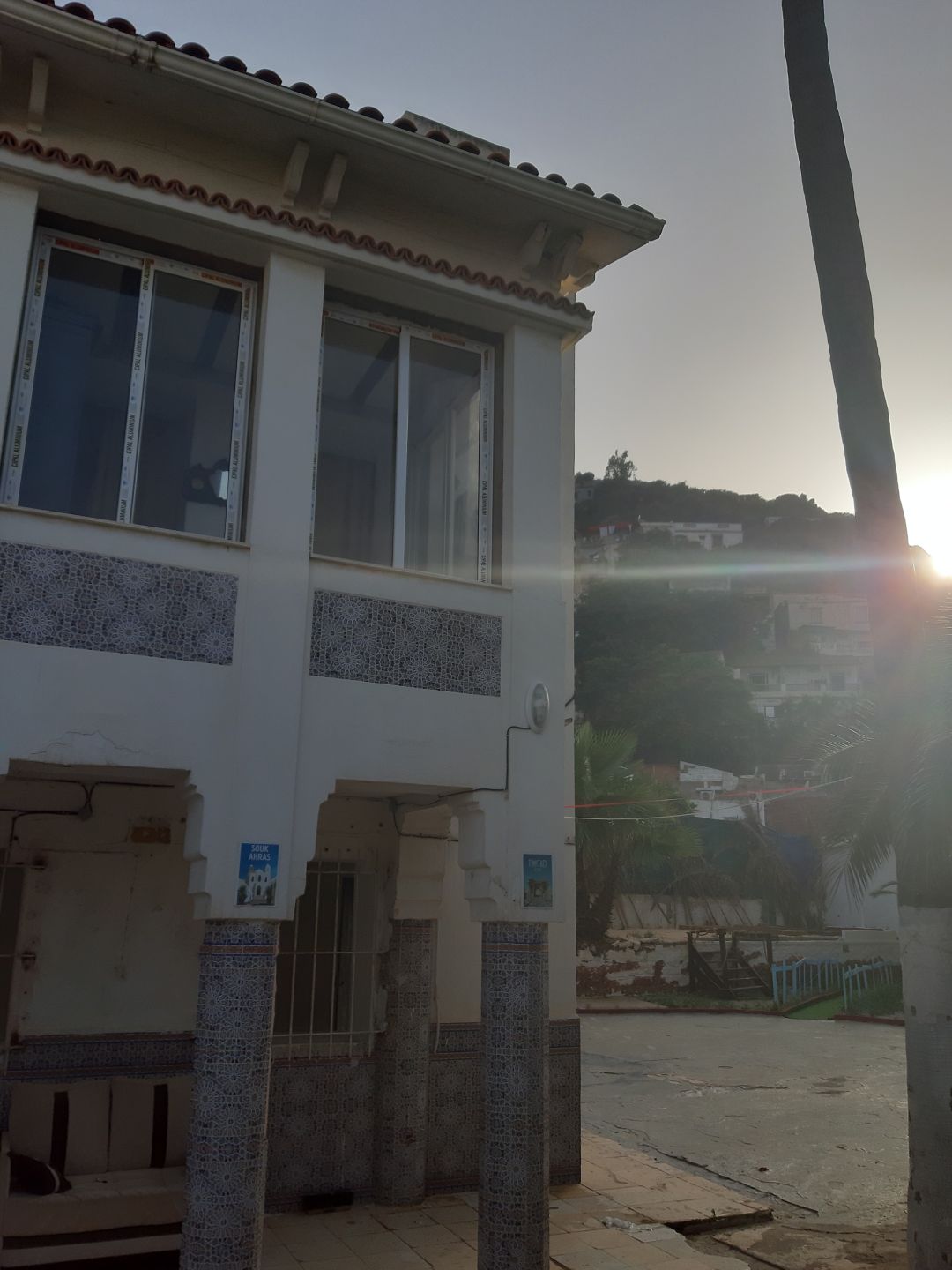 villa en location st eugene — Maison / Villa à بولوغين بن زيري (photo 3)