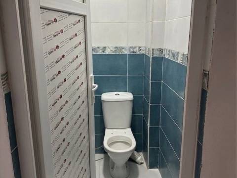 Agence immobilière loue à Azeffoun (Tizi Ouzou) un F2 entièrement meublé — 4