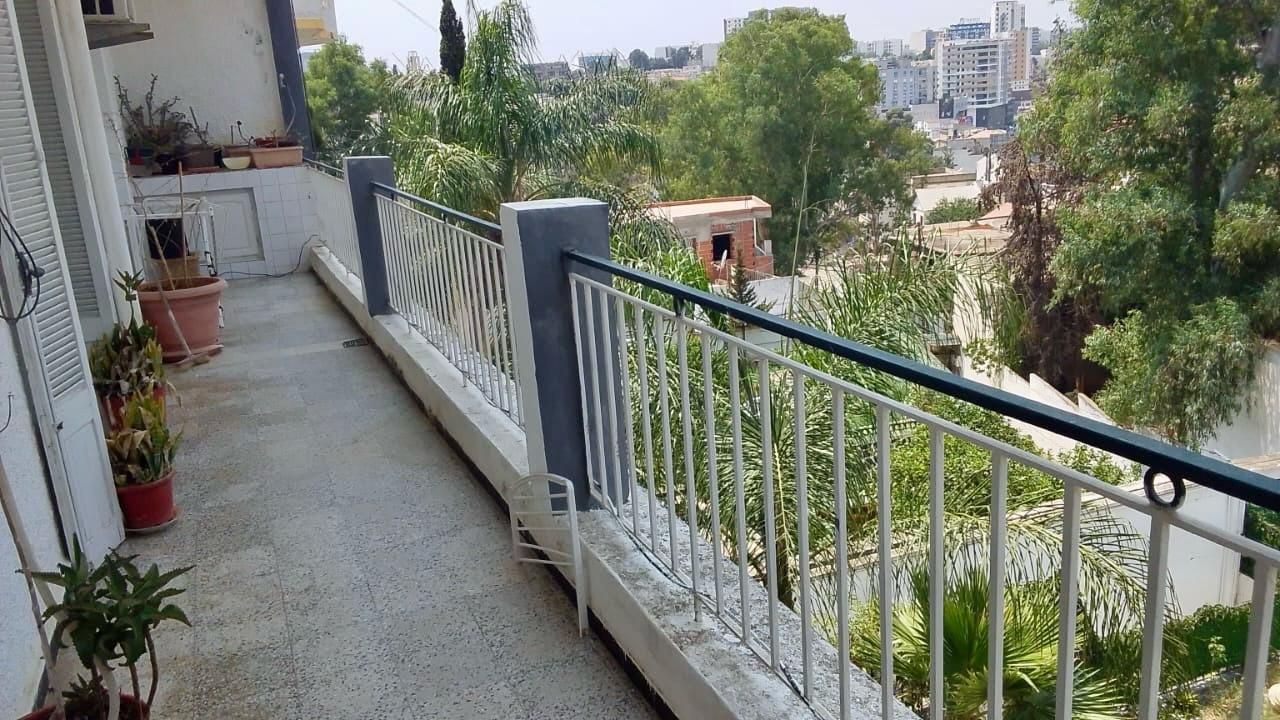 Agence immobilière loue à Hydra (Vers Sidi Yahia) un F5 (N.V.) — Appartement à حيدرة (photo 7)