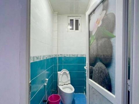 Agence immobilière loue à Azeffoun (Tizi Ouzou) un F2 entièrement meublé — 9
