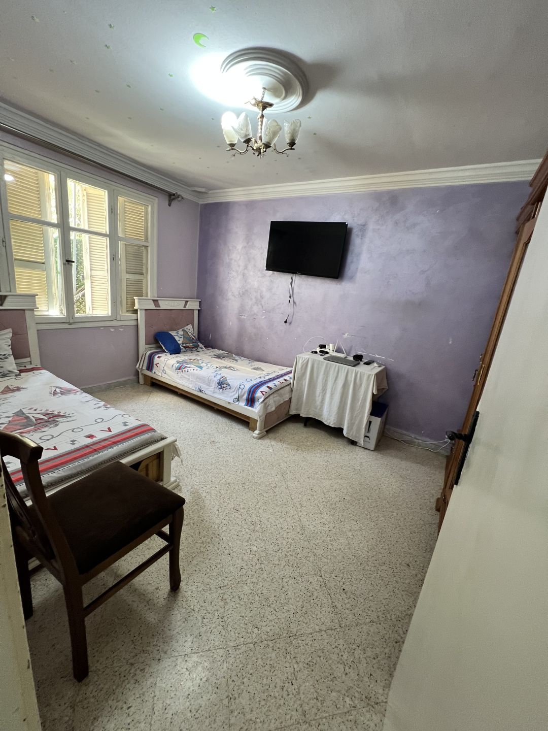 شقة f4 وسط المدينة قريبة على كل شيء — Appartement à بني مراد (photo 3)