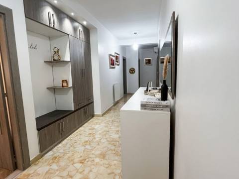 Appartement f4 standing — 4