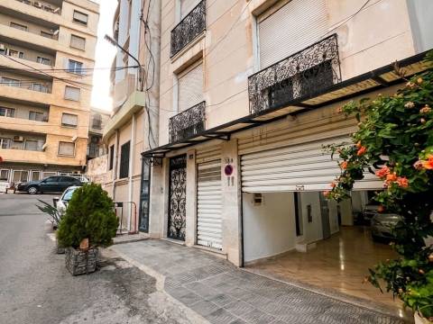 Immeuble R+5 récent a louer — 1