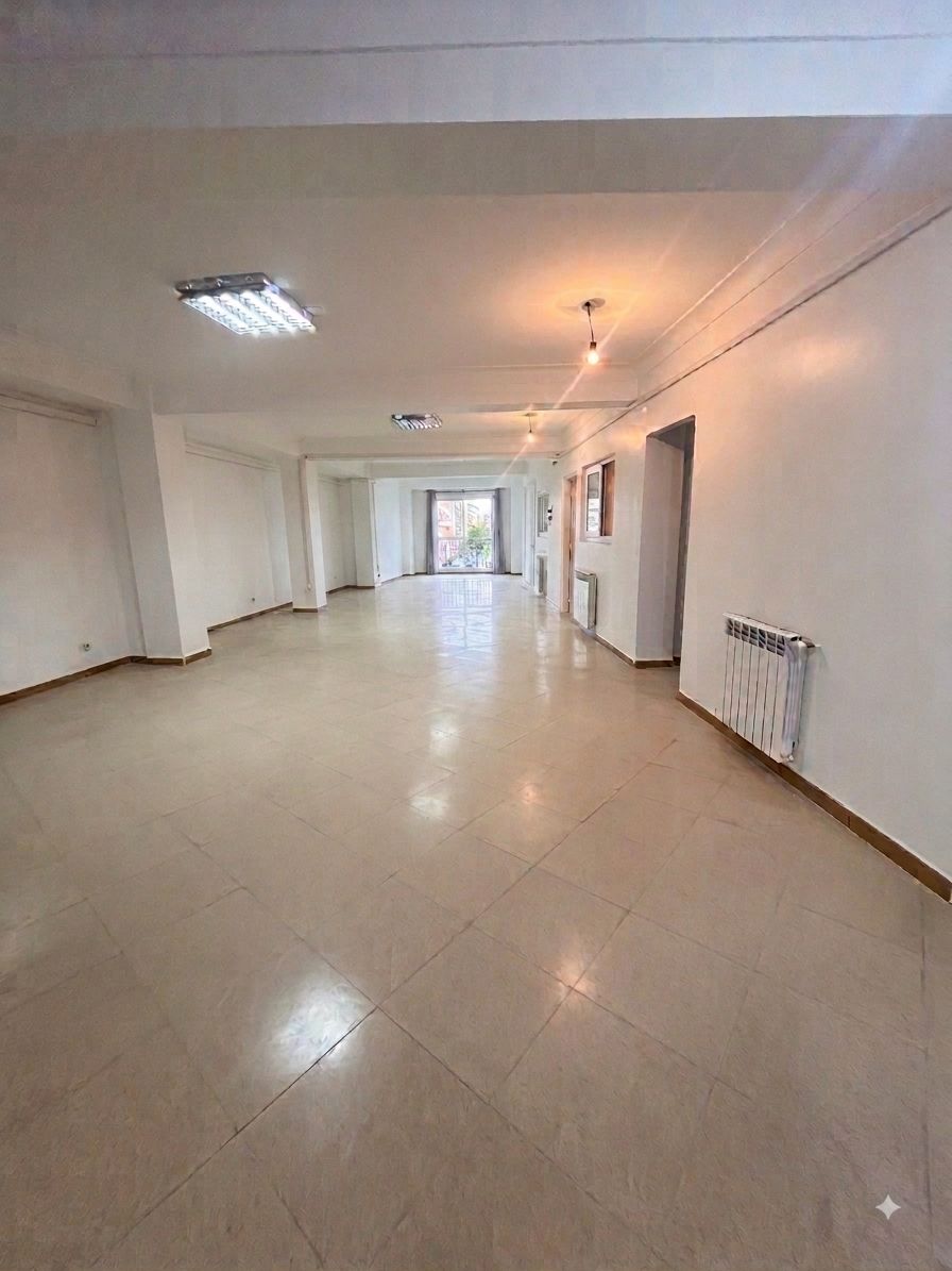 Immeuble R+5 récent a louer — Appartement à الجزائر الوسطى (photo 5)