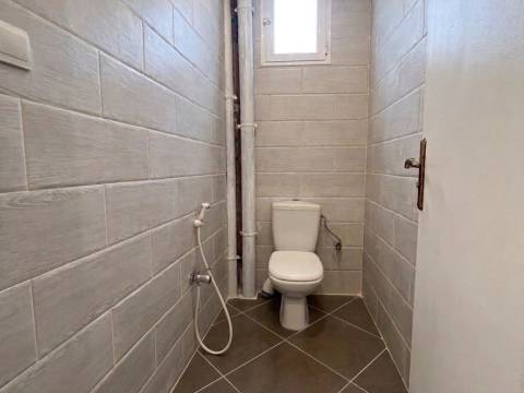 Immeuble R+5 récent a louer — 19