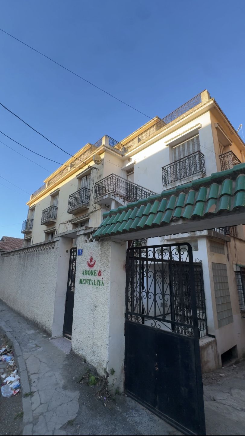 Villa 🏡 516m2 (R+4+sous-sole) Alger 📍 — Maison à بوزريعة (photo 4)