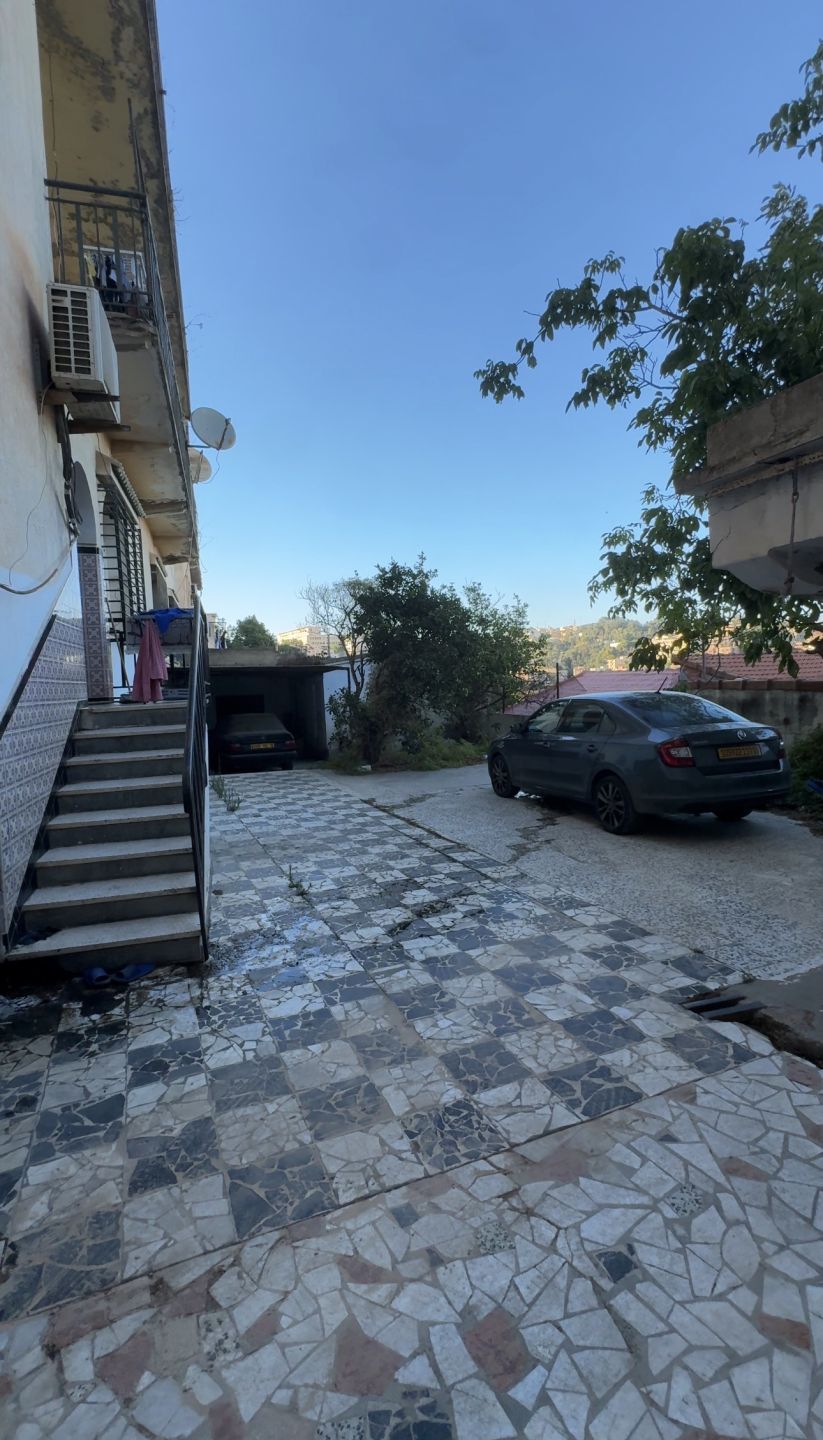Villa 🏡 516m2 (R+4+sous-sole) Alger 📍 — Maison à بوزريعة (photo 6)