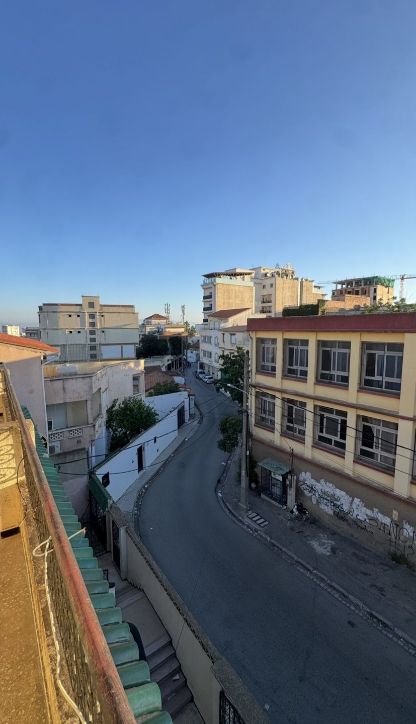 Villa 🏡 516m2 (R+4+sous-sole) Alger 📍 — Maison à بوزريعة (photo 2)