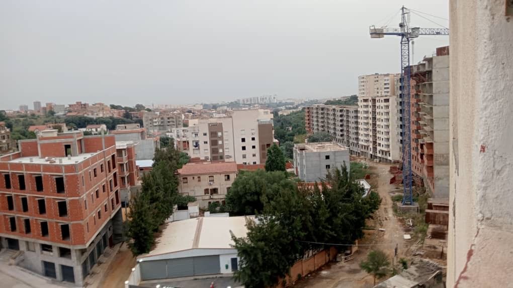 🚨f3 affaire a draria bou djemma temme 2 🚨 — Appartement à الدرارية (photo 6)