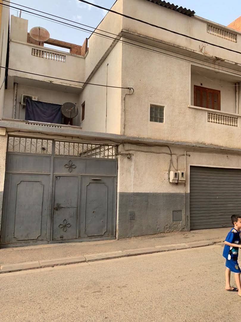 فيلا للبيع كاليتوس شراربة السعر افااااار — Maison à الكاليتوس