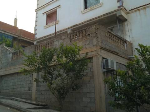 Villa R+2+buanderie — 1
