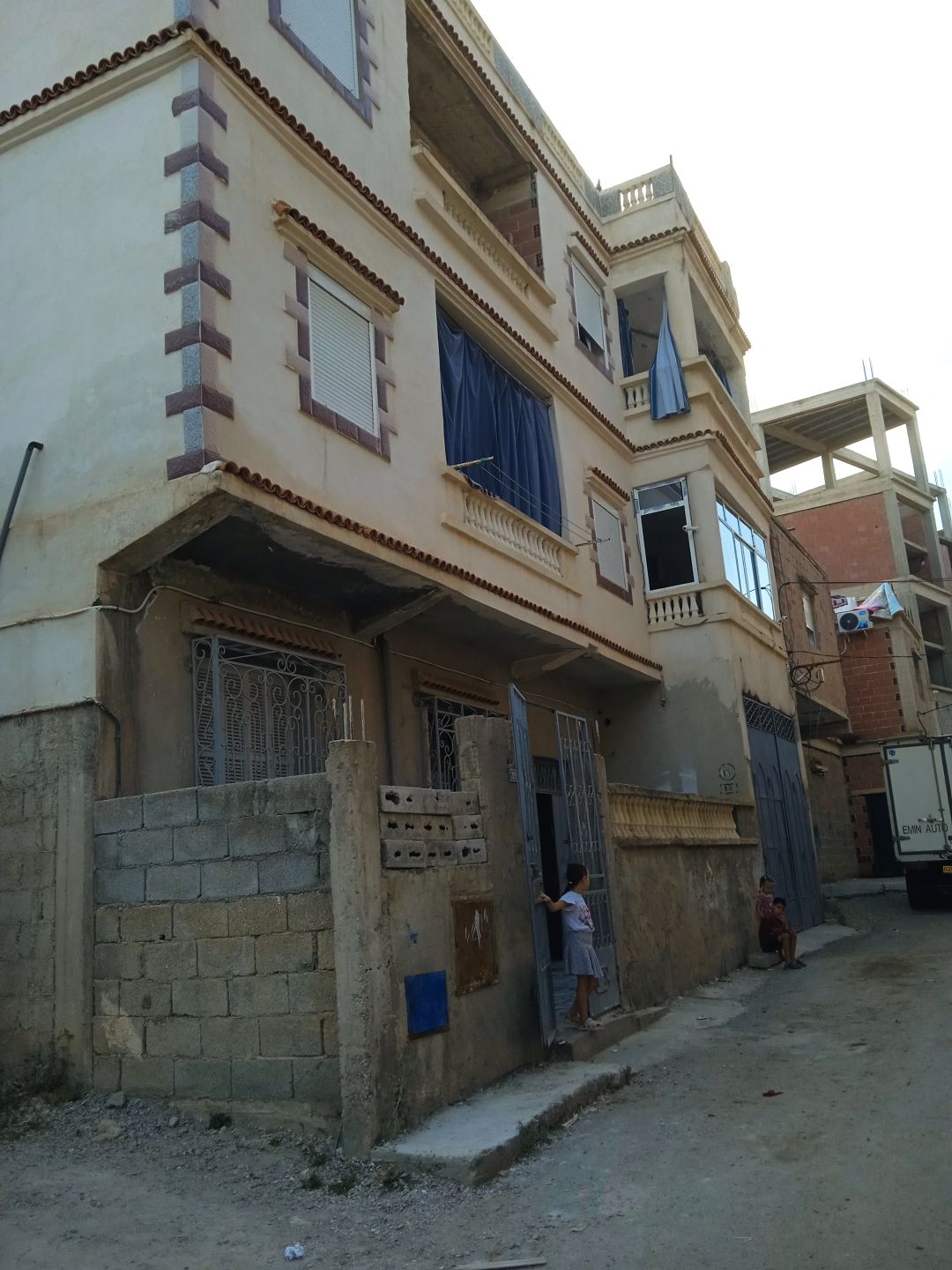 Villa R+2+buanderie — Maison à قسنطينة (photo 2)