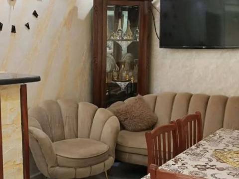 🏠 شقة F2 راقية للبيع | بني تامو – البليدة مطبخ مجهز | تراس | باركينغ | وثائق كاملة ✅ السعر: 670 مليون دج — ثابت — 5